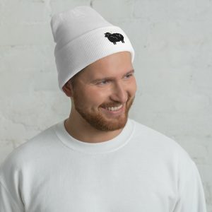 Bonnet brodé « Hors du troupeau »
